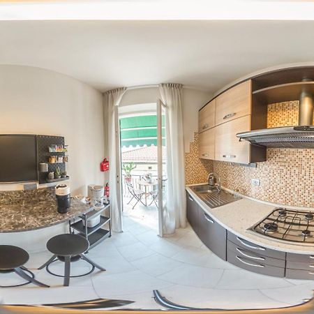 Art Deco' - Sleepwithme - Free Parking - Free Breakfast - Very Friendly Staff Pisa Buitenkant foto