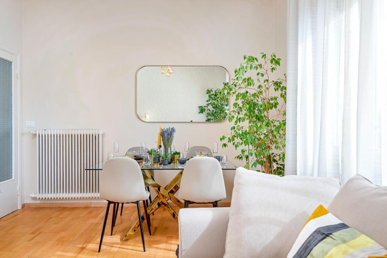 Art Deco' - Sleepwithme - Free Parking - Free Breakfast - Very Friendly Staff Pisa Buitenkant foto