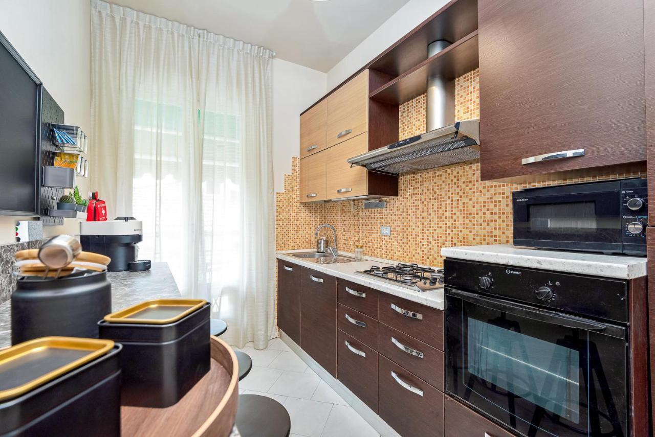 Art Deco' - Sleepwithme - Free Parking - Free Breakfast - Very Friendly Staff Pisa Buitenkant foto